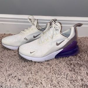 Nikes air max’s shoes